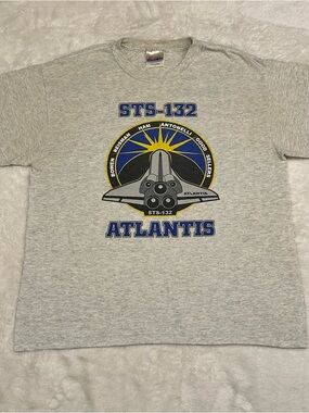 NASA Atlantis STS-132 Graphic Tee - Light Gray Size M